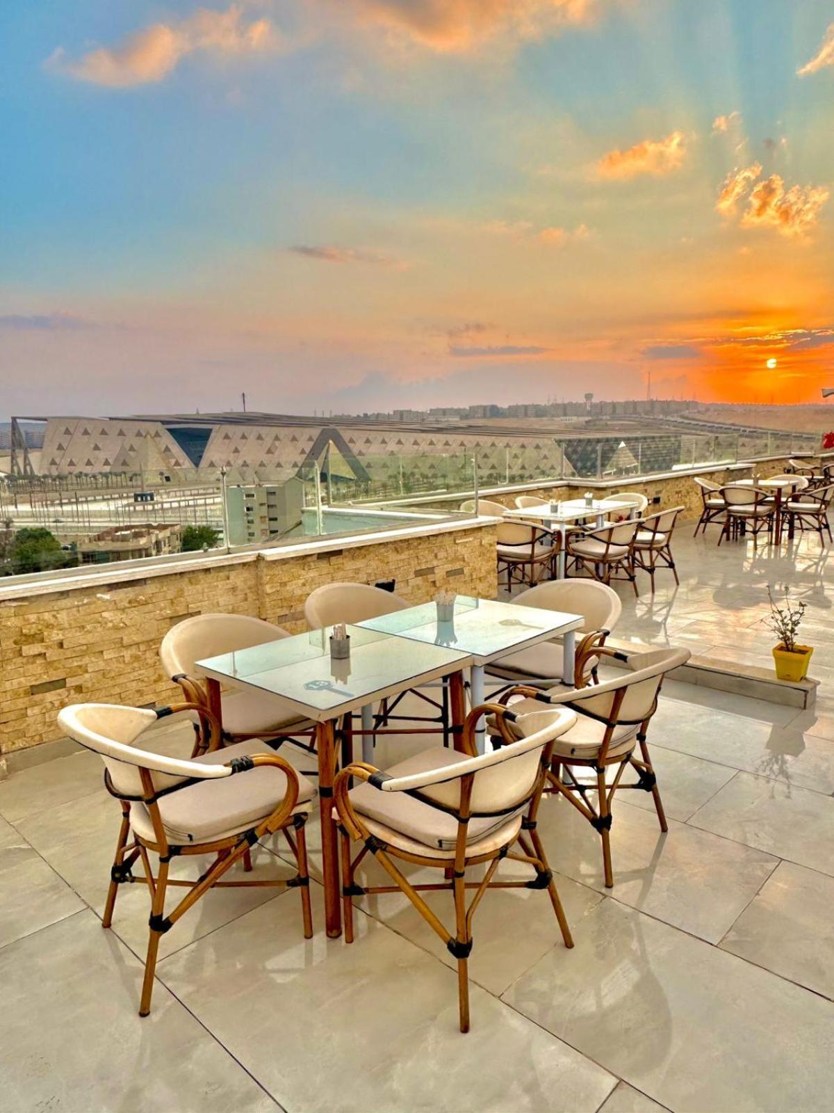 ホテル Grand Museum & Pyramids View Kafr Ghatati エクステリア 写真